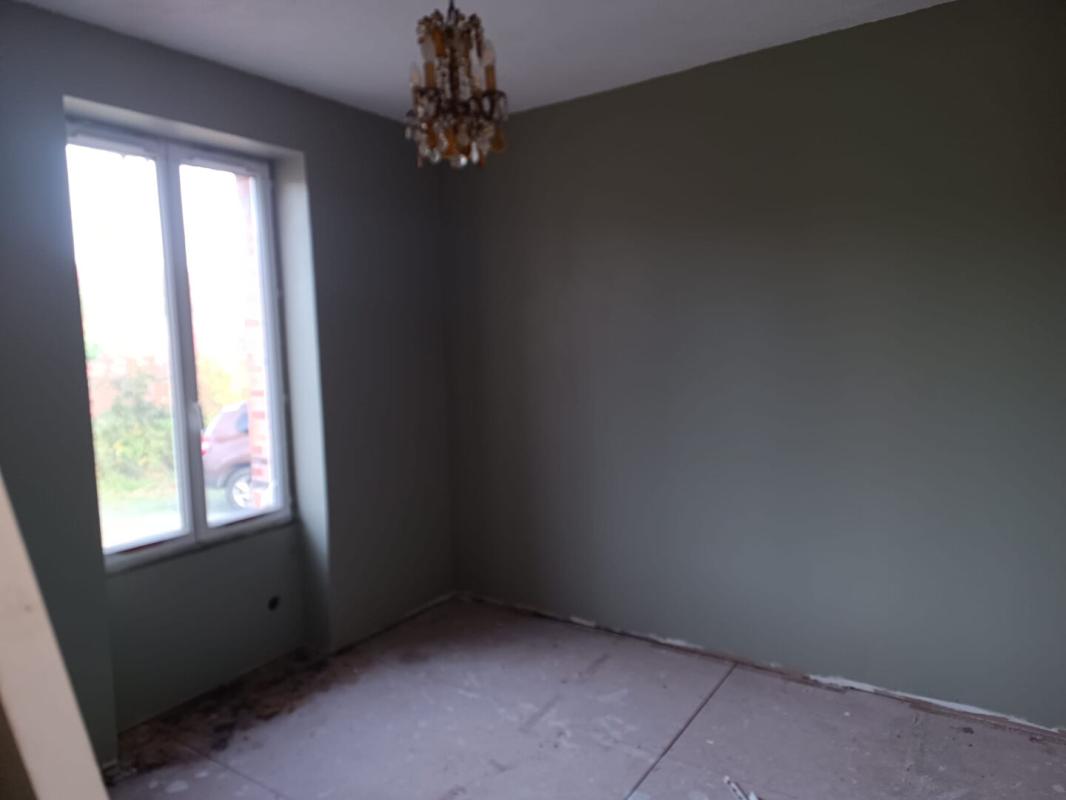 CHEZAL-BENOIT Maison familiale à fort potentiel ou opportunité investisseur 3