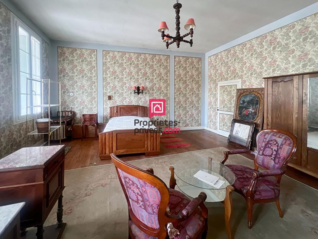 VILLANDRAUT Maison 5 chambres - annexes attenantes - jardin 8