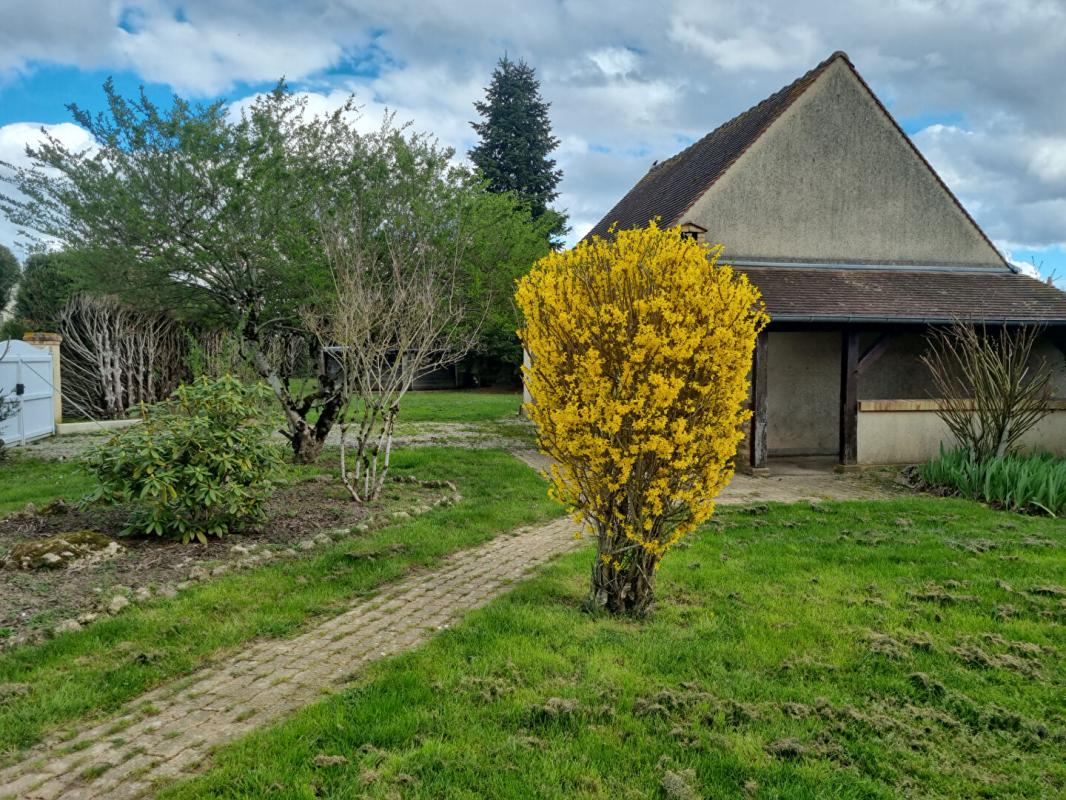 BONNEE MAISON 4 CHAMBRES et GARAGE DOUBLE 13