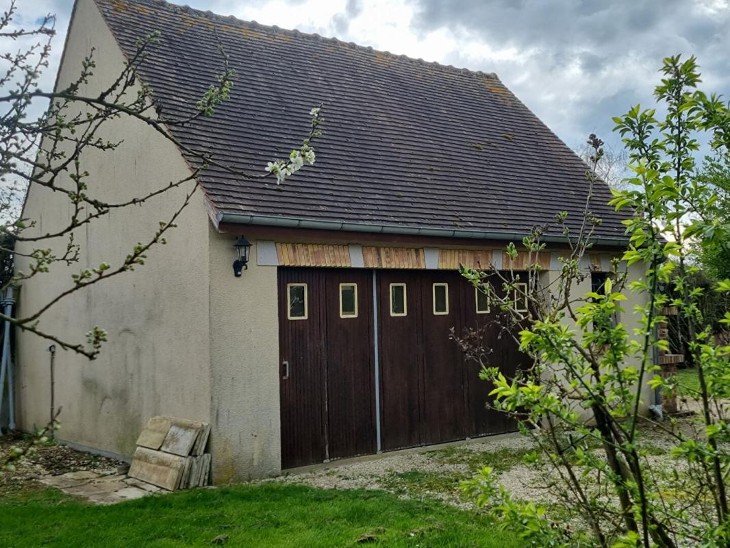 BONNEE MAISON 4 CHAMBRES et GARAGE DOUBLE 14