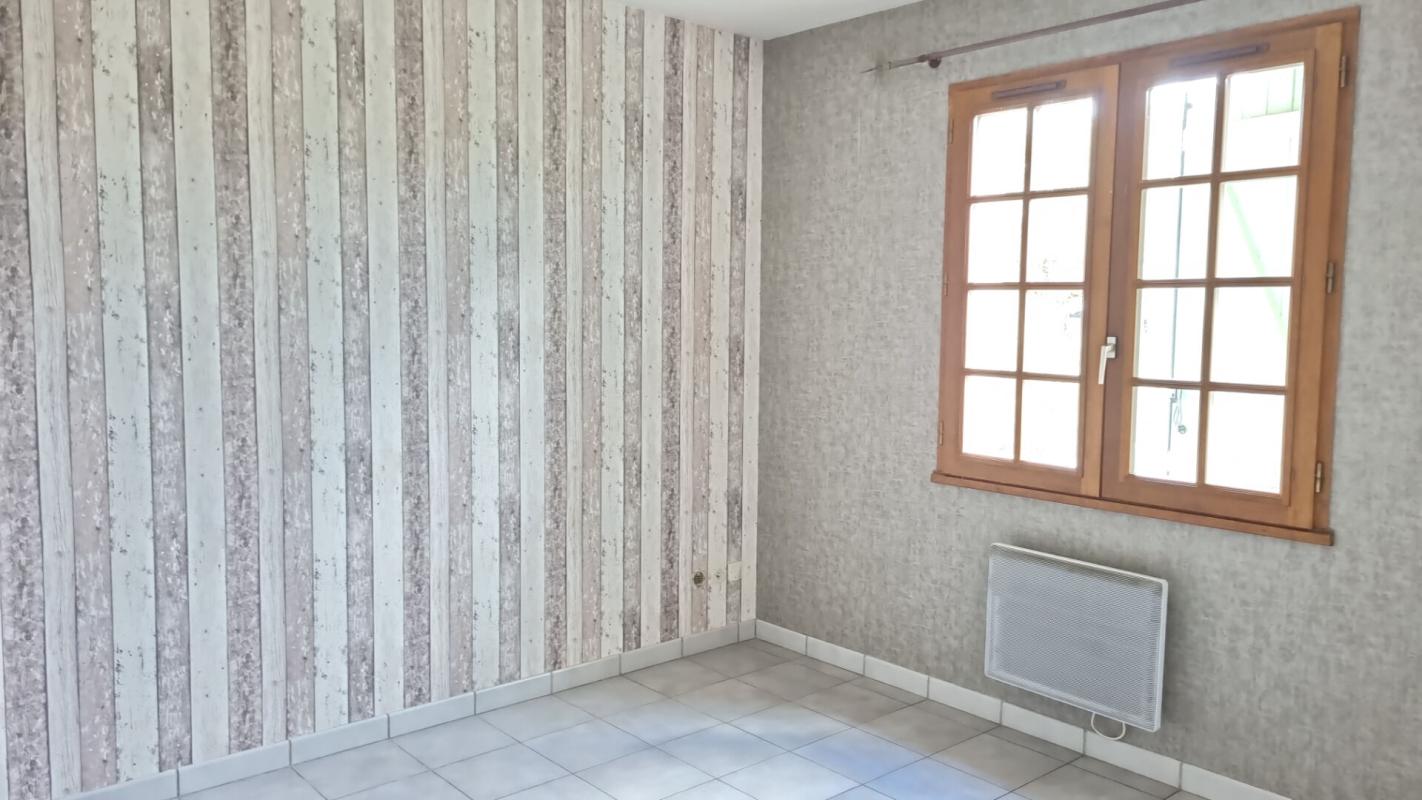 BONNEE MAISON 4 CHAMBRES et GARAGE DOUBLE 7