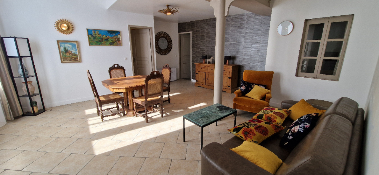 NIZAS Maison de caractère avec chambres d hotes 1