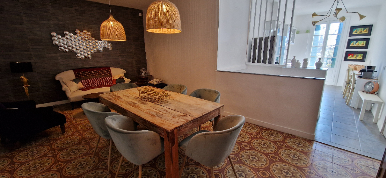 NIZAS Maison de caractère avec chambres d hotes 9