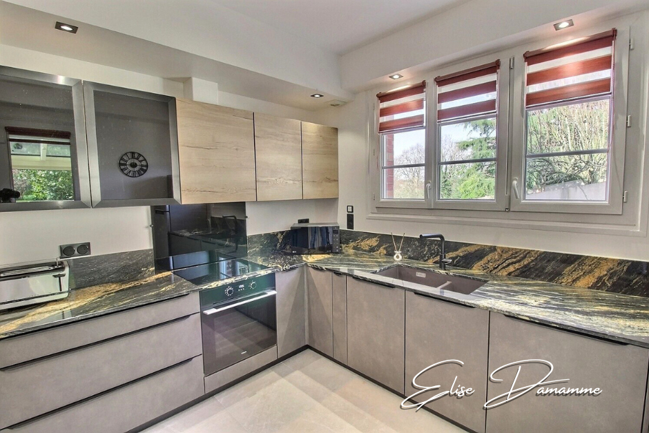 MONTIVILLIERS NOUVEAUTE  EXCLUSIVE Sur Montivilliers- Demeure familiale avec salle de cinéma et appartement indépendant 7