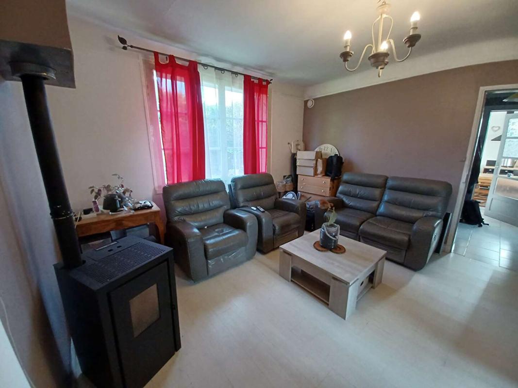 SAINT-SULPICE-SUR-RISLE L'Aigle Maison  6 pièce(s) 115 m2 avec 5 chambres  // A SAISIR 1