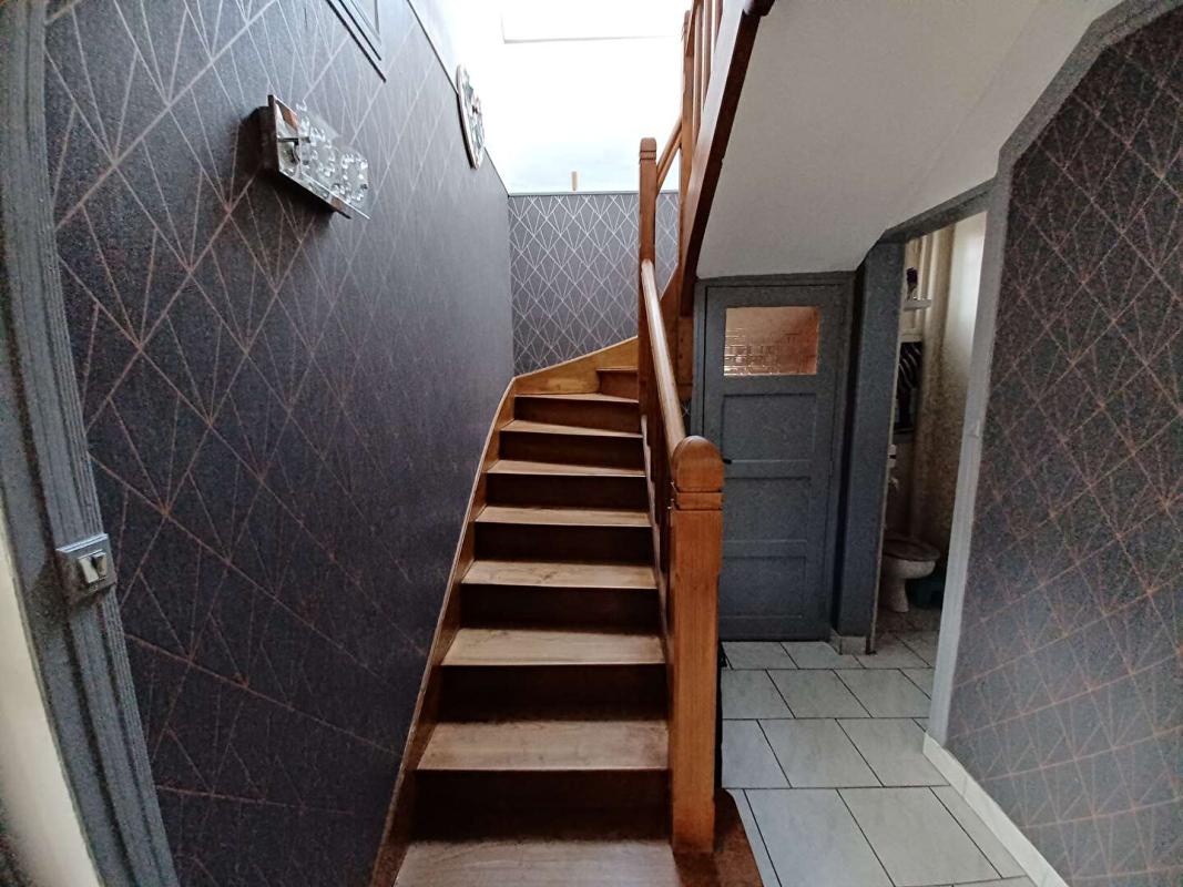 SAINT-SULPICE-SUR-RISLE L'Aigle Maison  6 pièce(s) 115 m2 avec 5 chambres  // A SAISIR 14