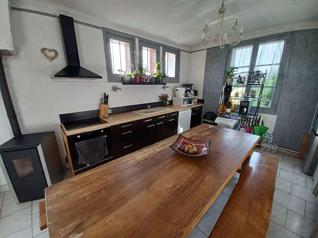 SAINT-SULPICE-SUR-RISLE L'Aigle Maison  6 pièce(s) 115 m2 avec 5 chambres  // A SAISIR 3