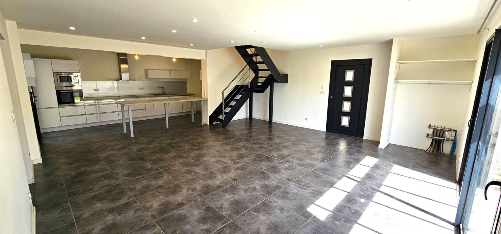 MONTELIMAR Maison à Montélimar de 115 m2 avec jardin et garage 4