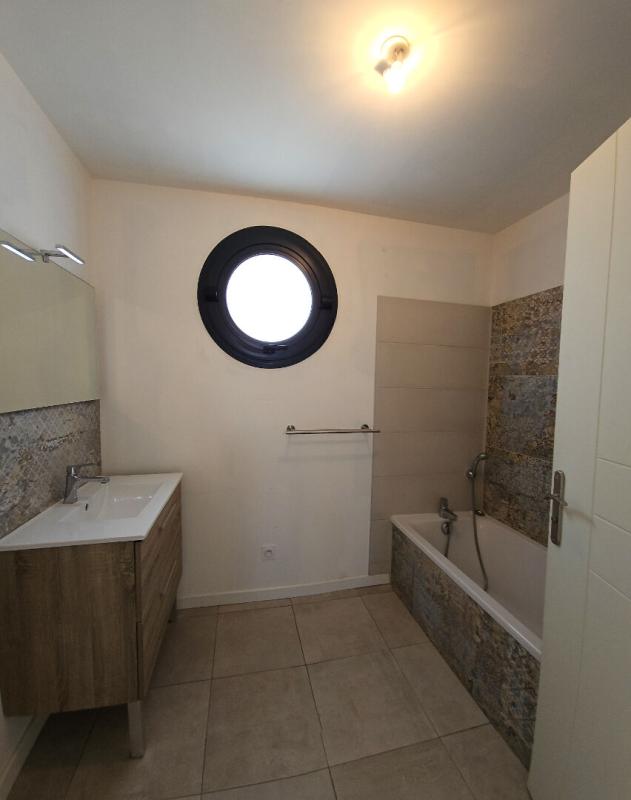 MONTELIMAR Maison à Montélimar de 115 m2 avec jardin et garage 9