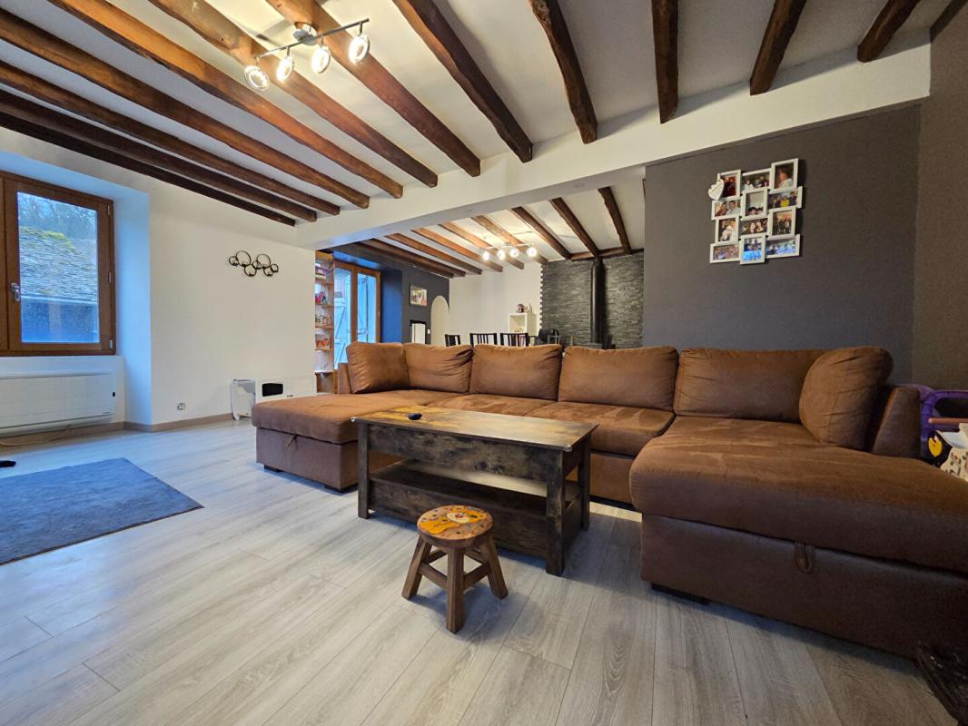 ANGERVILLE Maison 3 pièce(s) 90 m2 4