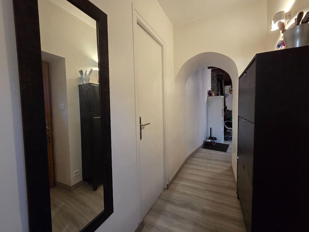 ANGERVILLE Maison 3 pièce(s) 90 m2 6