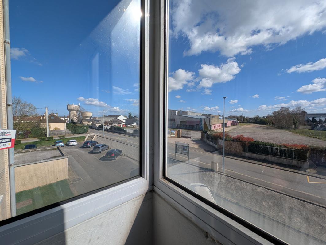 VERNOUILLET Lumineux et fonctionnel : votre futur appartement T4 à Vernouillet 8