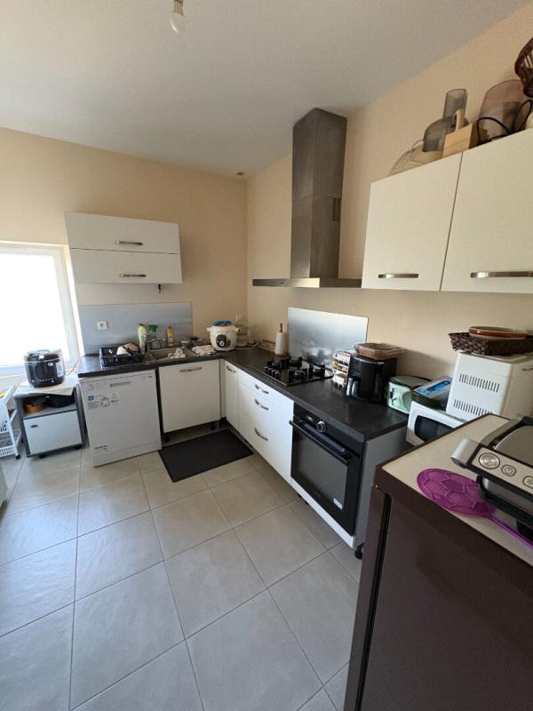 SAUVETERRE-DE-GUYENNE Maison Sauveterre De Guyenne 7 pièce(s) 225 m2 15