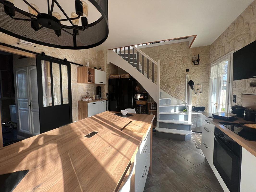 VARENNES-VAUZELLES Belle maison familiale à Varennes Vauzelles 4