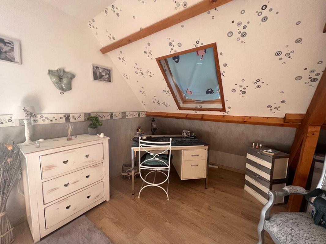 VARENNES-VAUZELLES Belle maison familiale à Varennes Vauzelles 6