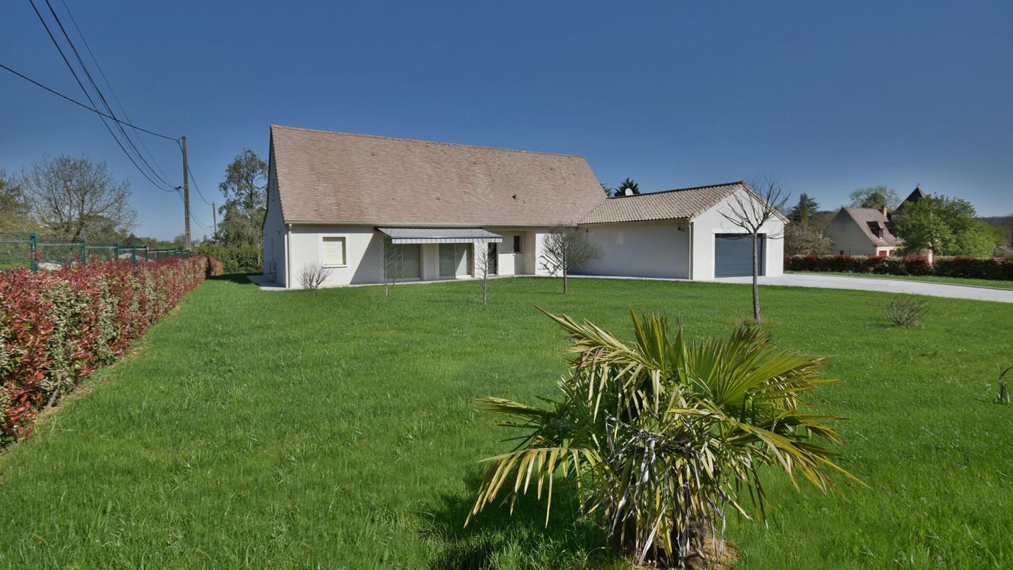 BEAUMONT-DU-PERIGORD Villa moderne parfaitement achevée avec garage et jardin à distance de marche d'une bastide 1