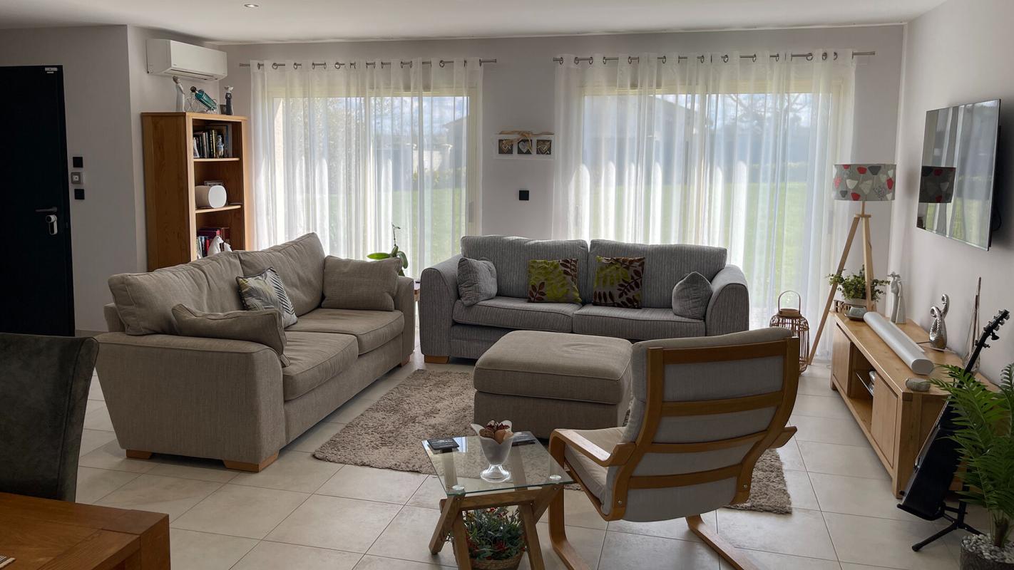 BEAUMONT-DU-PERIGORD Villa moderne parfaitement achevée avec garage et jardin à distance de marche d'une bastide 3