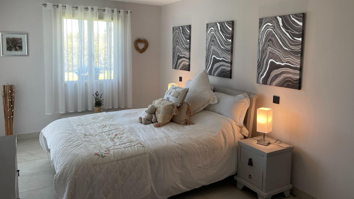 BEAUMONT-DU-PERIGORD Villa moderne parfaitement achevée avec garage et jardin à distance de marche d'une bastide 7