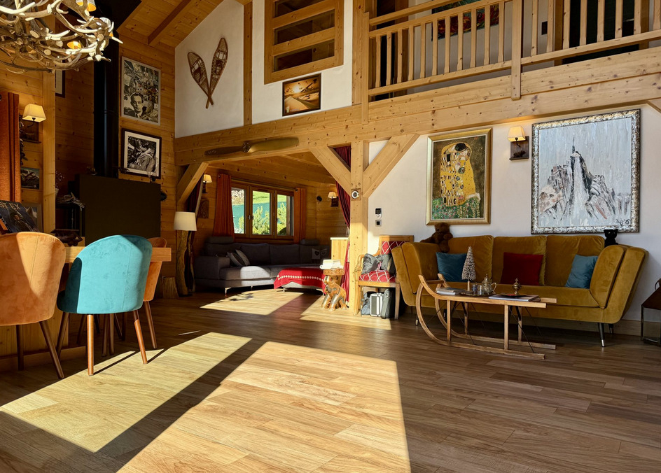 PASSY PASSY Secteur BAY ,Chalet d'exception 5 pièces150 m2, vue massif du Mont Blanc , 841 m2 de terrain 1070000 EUROS 4