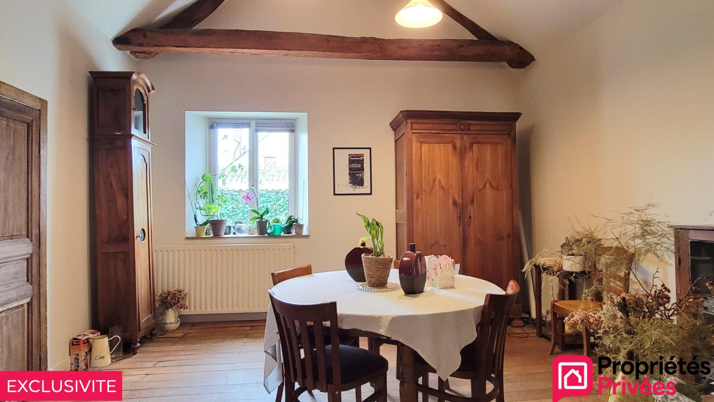 SOUCELLES Maison de bourg de 1848 8