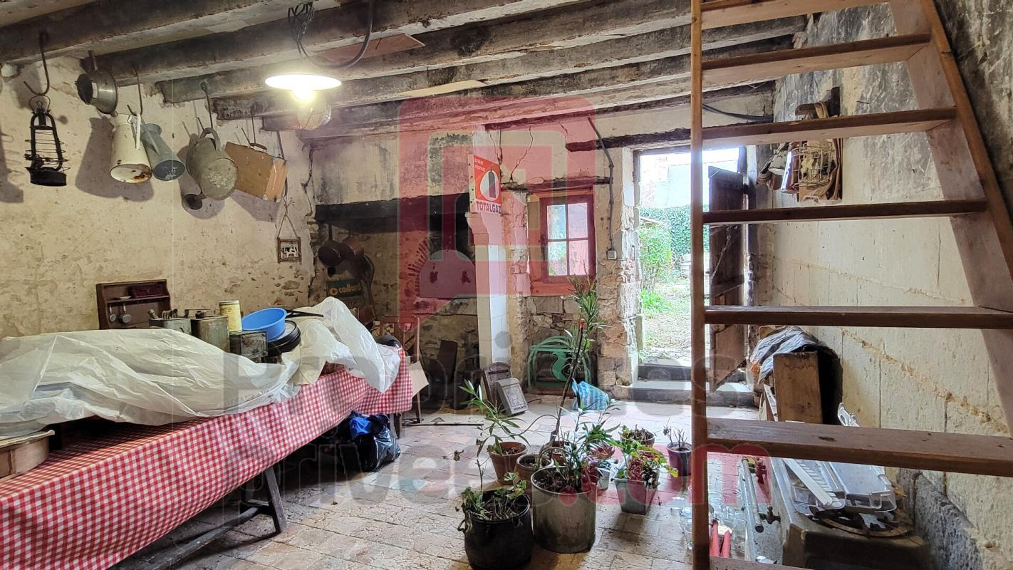 SOUCELLES Maison de bourg de 1848 18