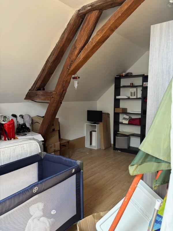 SALON Maison salon 6 pièce(s) 200 m2 12