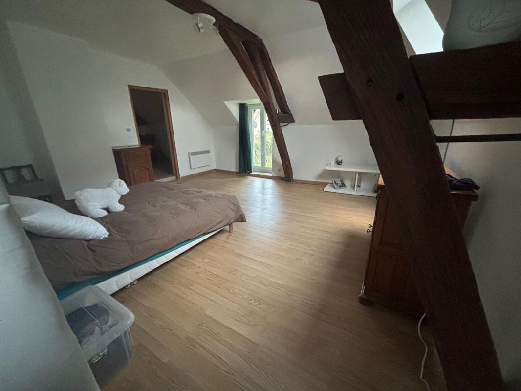 SALON Maison salon 6 pièce(s) 200 m2 15