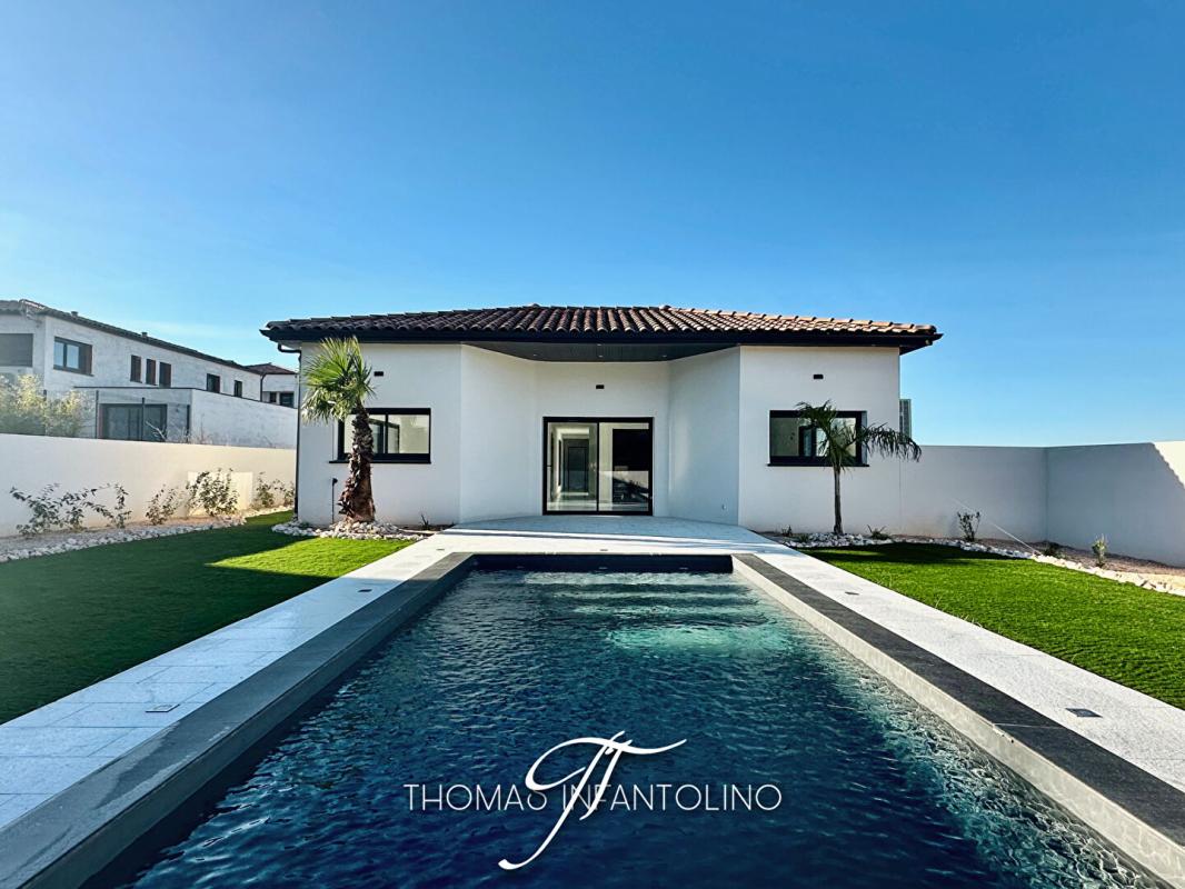 LAVALETTE VILLA D'ARCHITECTE 175 M2 - PISCINE - VUE MONTAGNE NOIRE - GARAGE 12