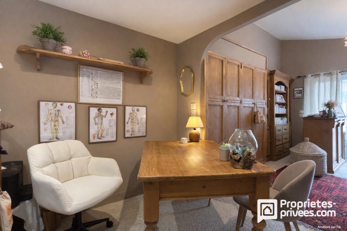 CALLIAN Villa contemporaine avec piscine, dépendance et vue dégagée 12