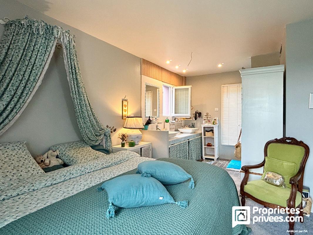 CALLIAN Villa contemporaine avec piscine, dépendance et vue dégagée 7