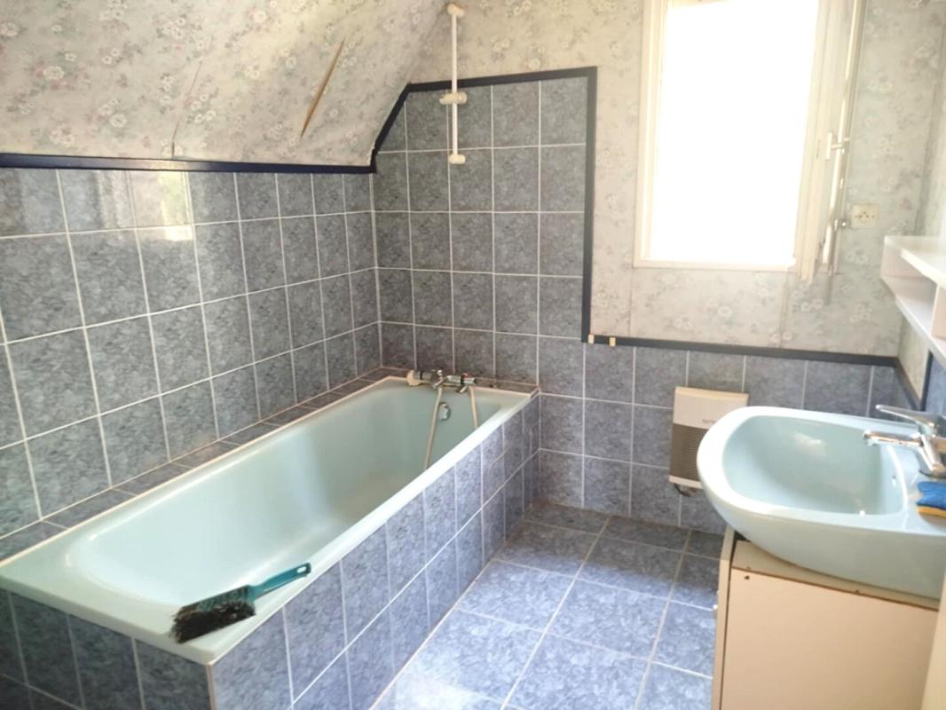 SAINT-GONNERY Grande maison familiale en campagne 12