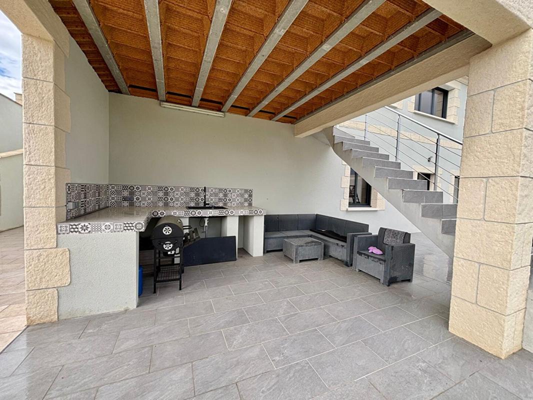 NEVERS Maison contemporaine d'environ 300 m² avec jardin de 1 400 m² ? Quartier La Pétroque, Nevers 17