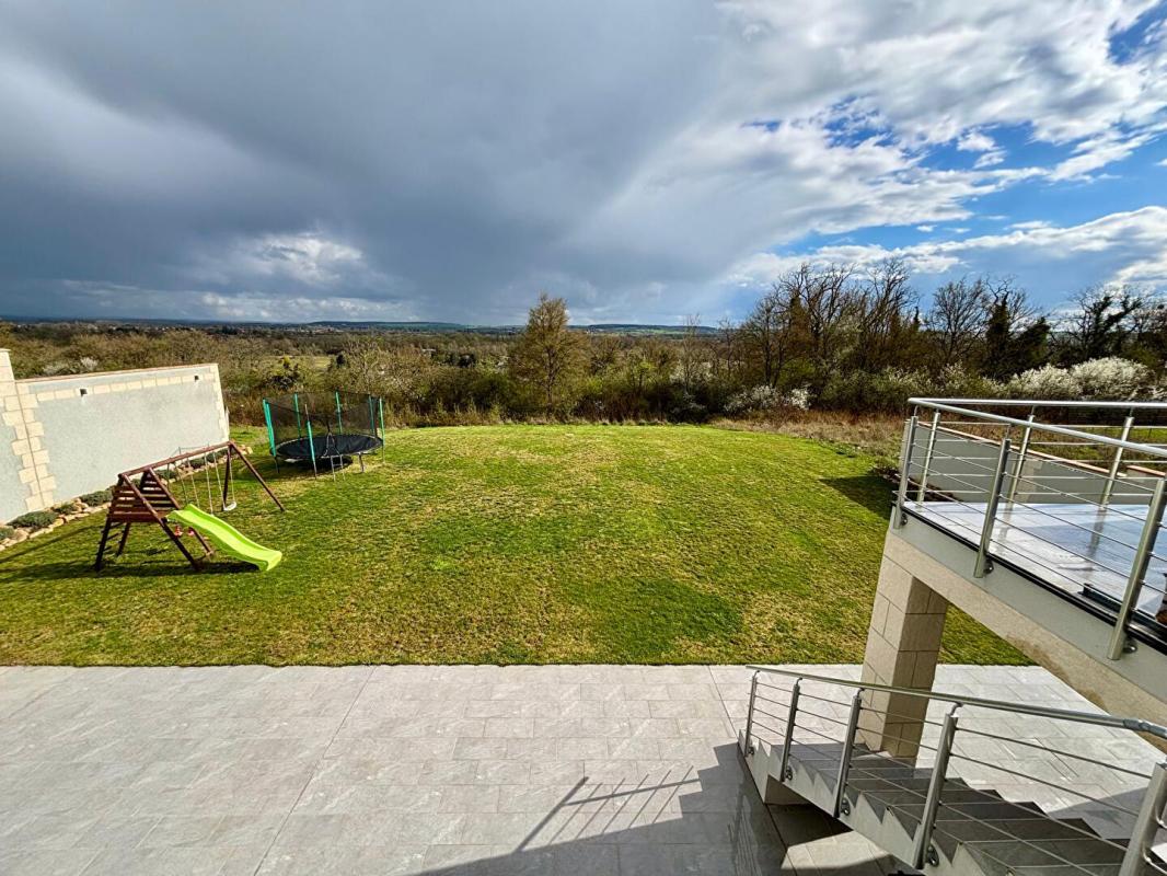 NEVERS Maison contemporaine d'environ 300 m² avec jardin de 1 400 m² ? Quartier La Pétroque, Nevers 18