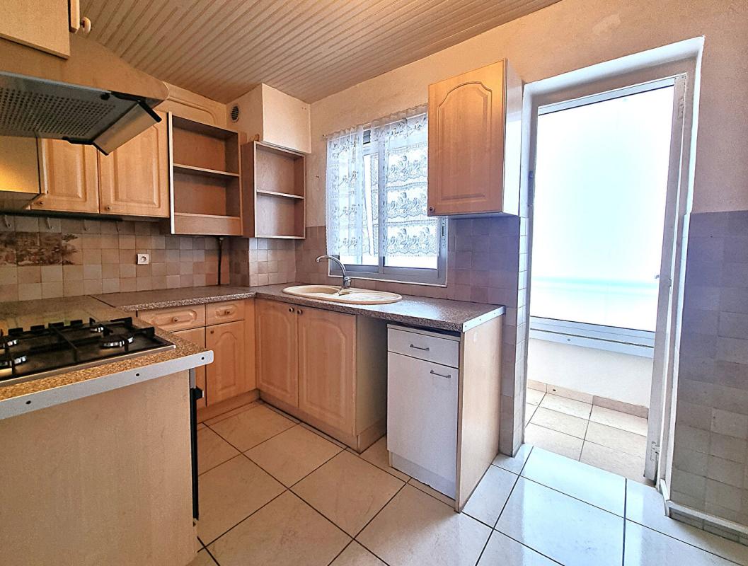 TOULON Appartement  Faux T4 66m² 5