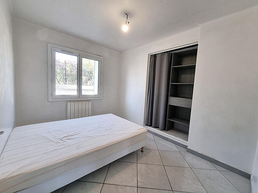 TOULON Appartement  Faux T4 66m² 7