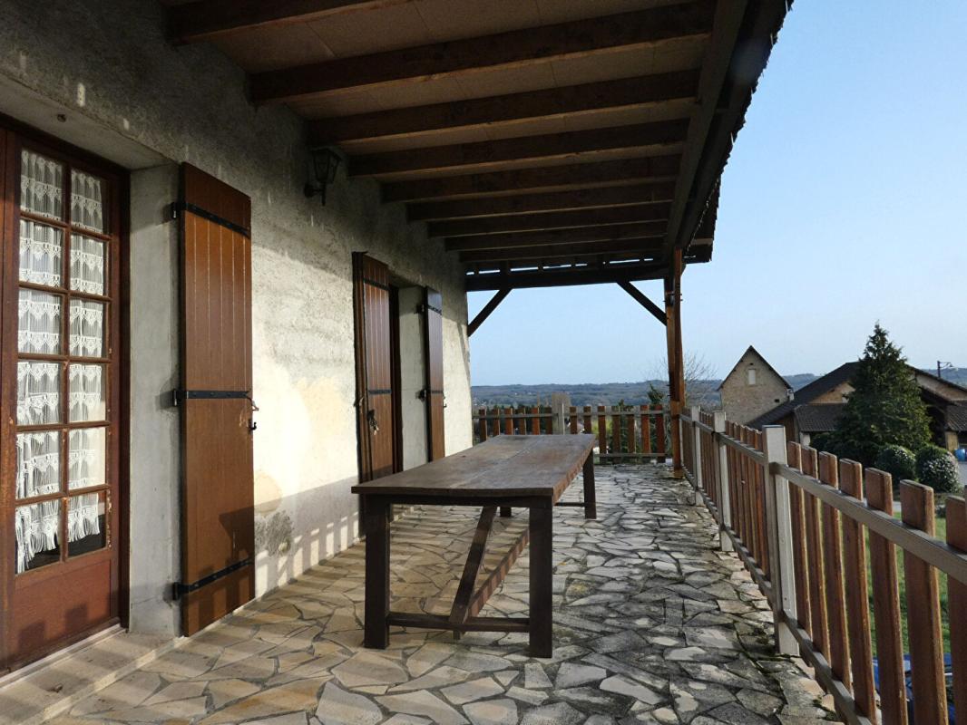 EXCIDEUIL Maison 124 m2 / 4 ,chambres / sous-sol 160m² / terrain 8384m² 16