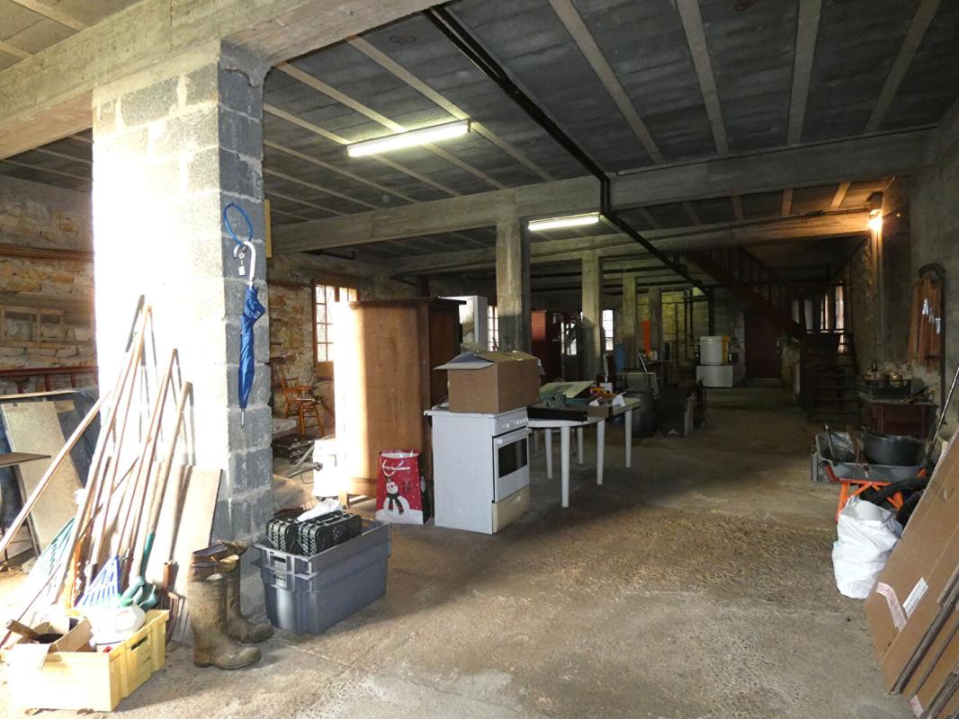 EXCIDEUIL Maison 124 m2 / 4 ,chambres / sous-sol 160m² / terrain 8384m² 7