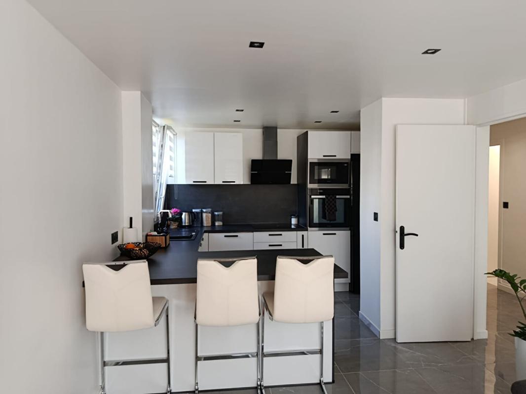 COMBS-LA-VILLE Appartement Combs La Ville 4P 67 m2 12