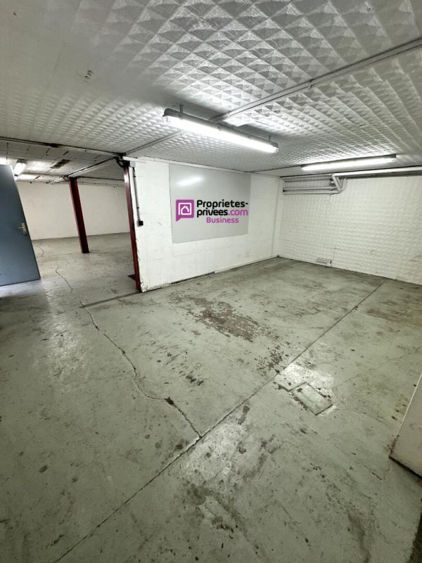 SENLIS 60300 SENLIS - LOCATION ENTREPOT  66 m², Espace sécurisé 2