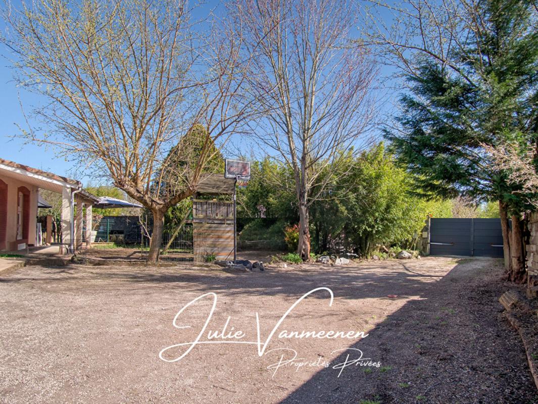 LA SALVETAT-SAINT-GILLES La Salvetat-Saint-Gilles (31880) - Maison T5 - 4 chambres - Double Garage - Piscine 10