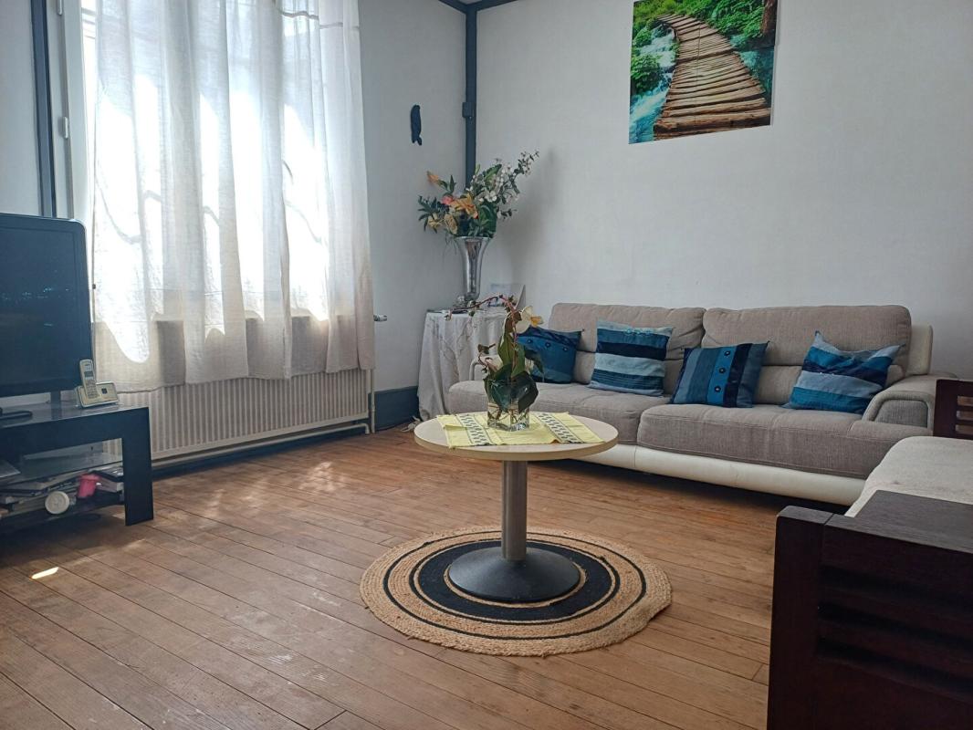 NOYON MAISON DE VILLE 4