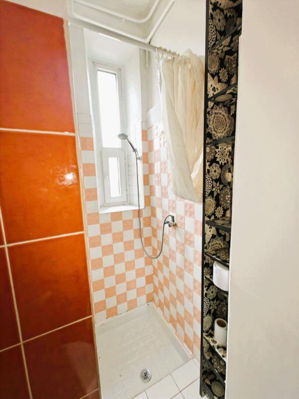 GRENOBLE Enchère :T2 lumineux dernier étage avec vue sur la Bastille et le  Moucherotte . mizapri.com 9