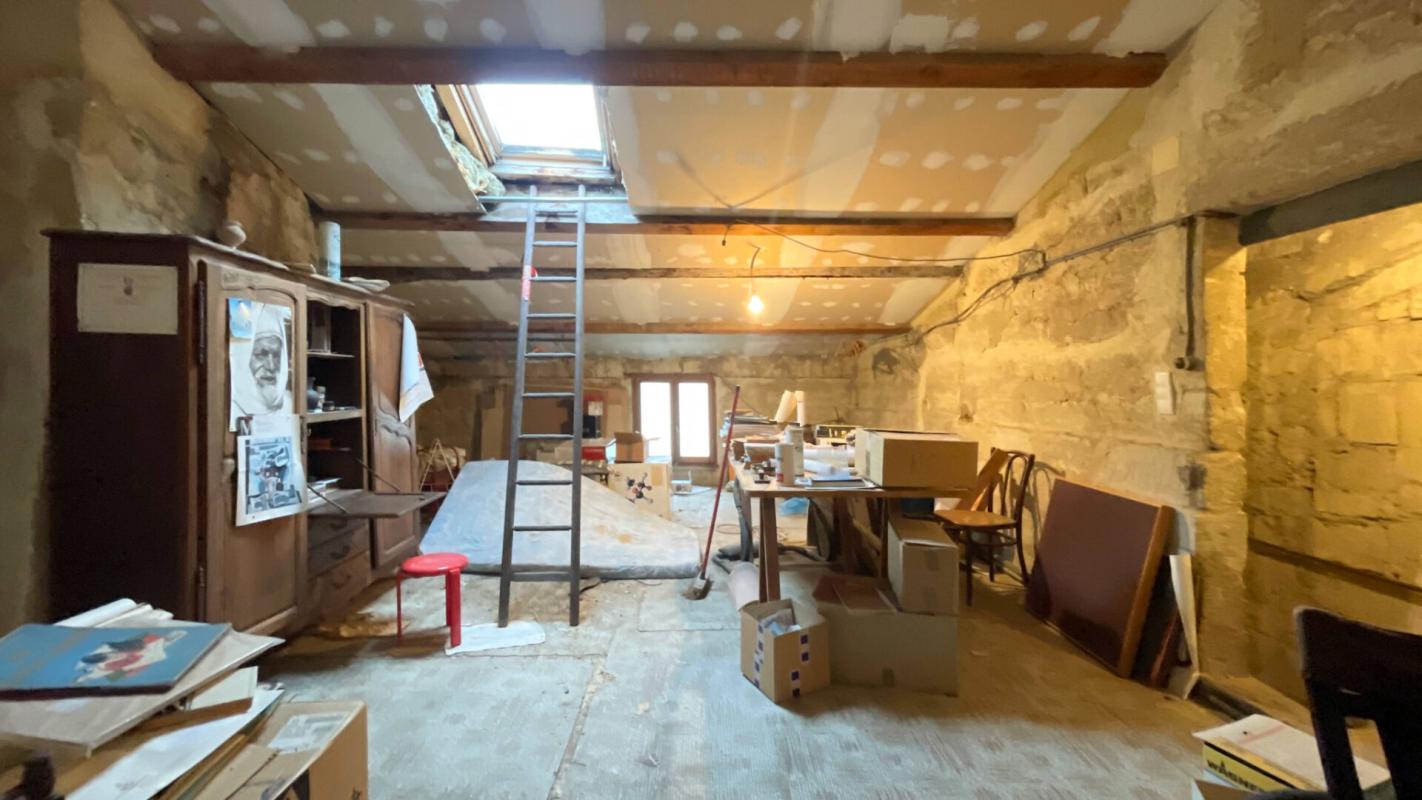 UZES Centre historique d'Uzès maison avec jardin 11