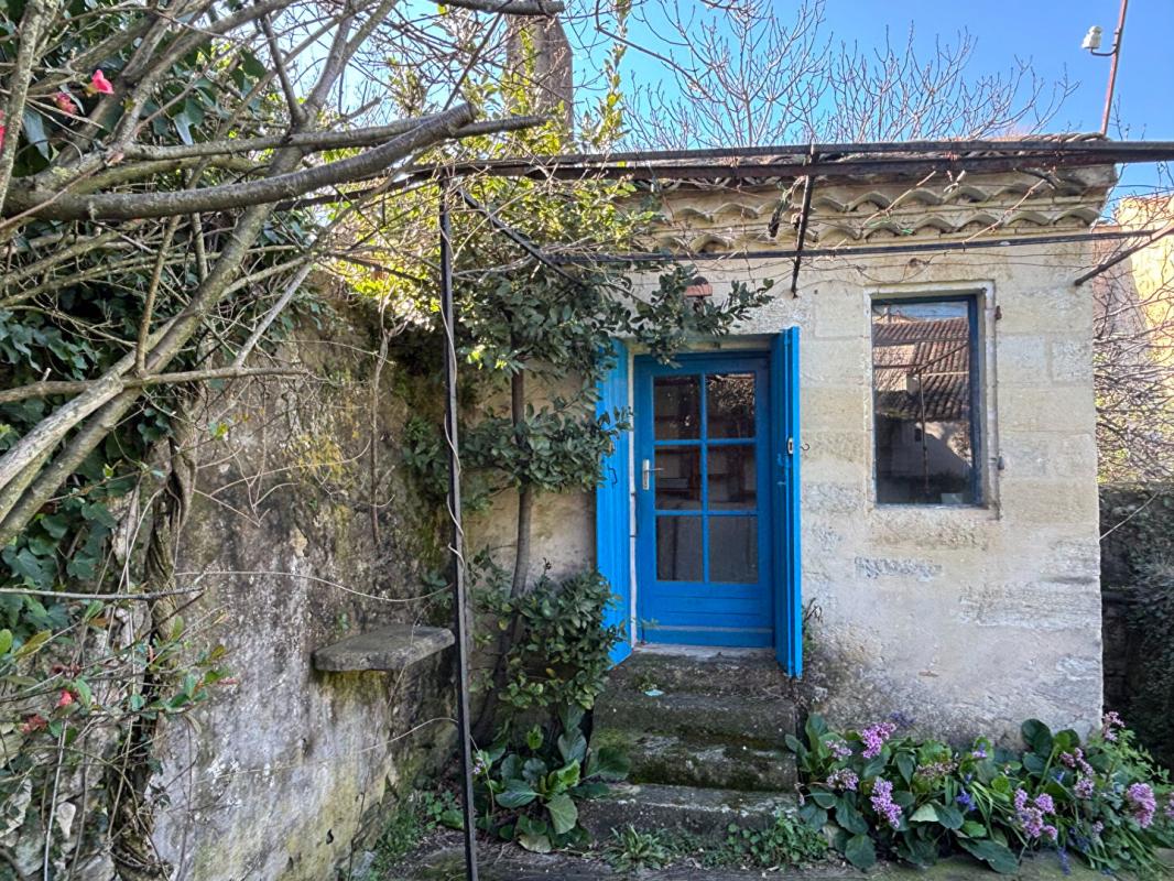 UZES Centre historique d'Uzès maison avec jardin 12