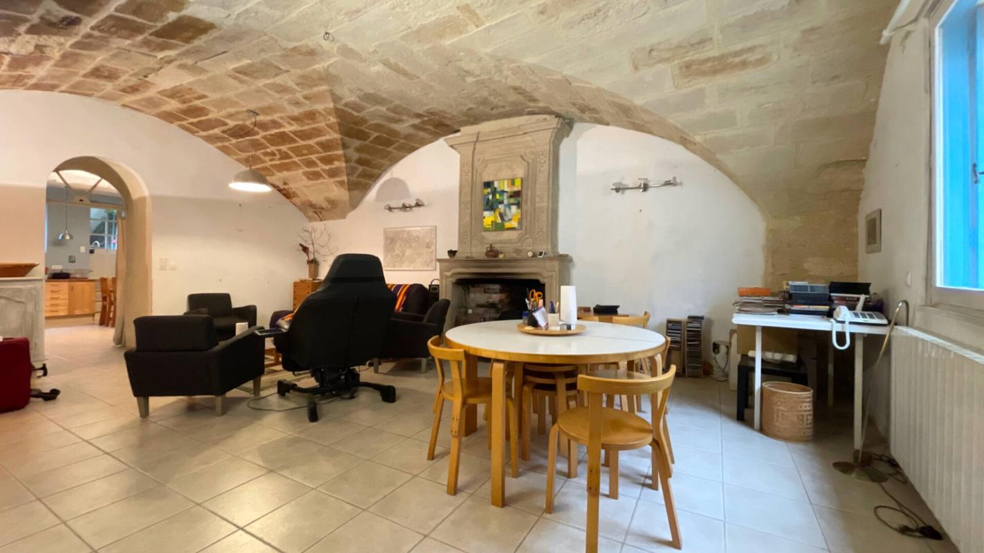UZES Centre historique d'Uzès maison avec jardin 3