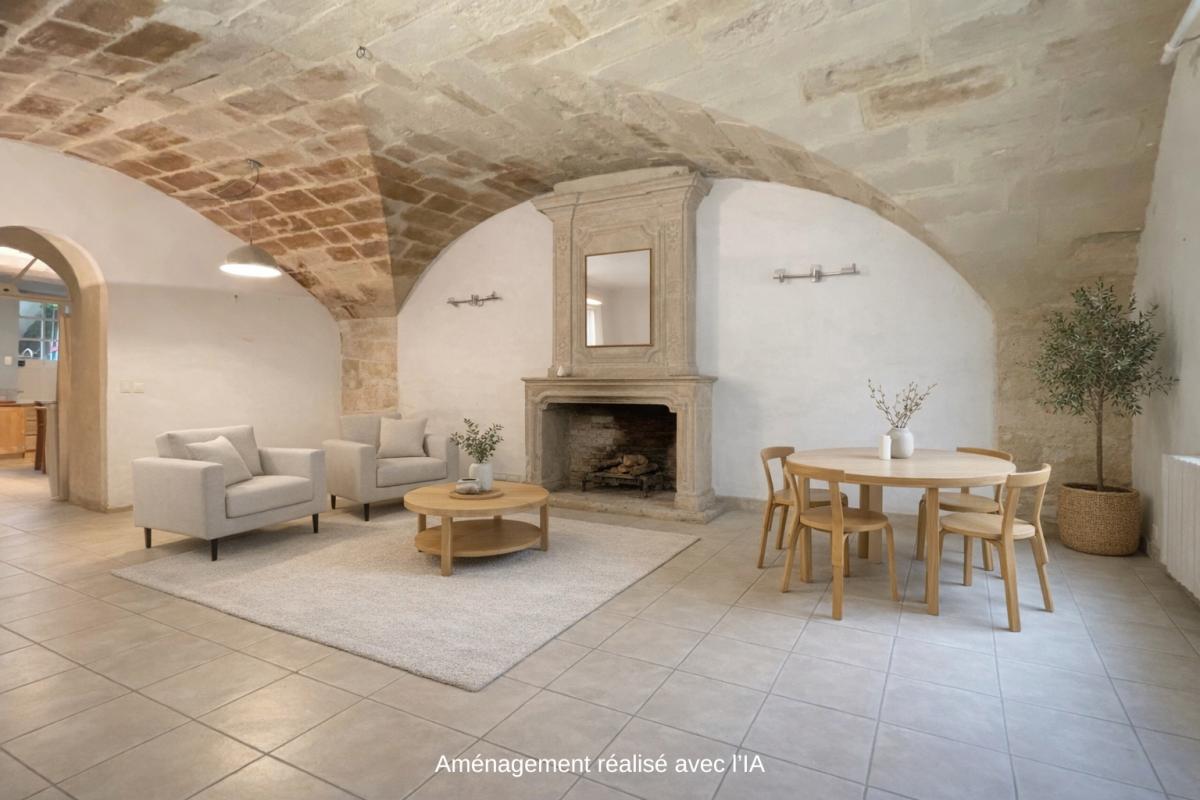 UZES Centre historique d'Uzès maison avec jardin 4