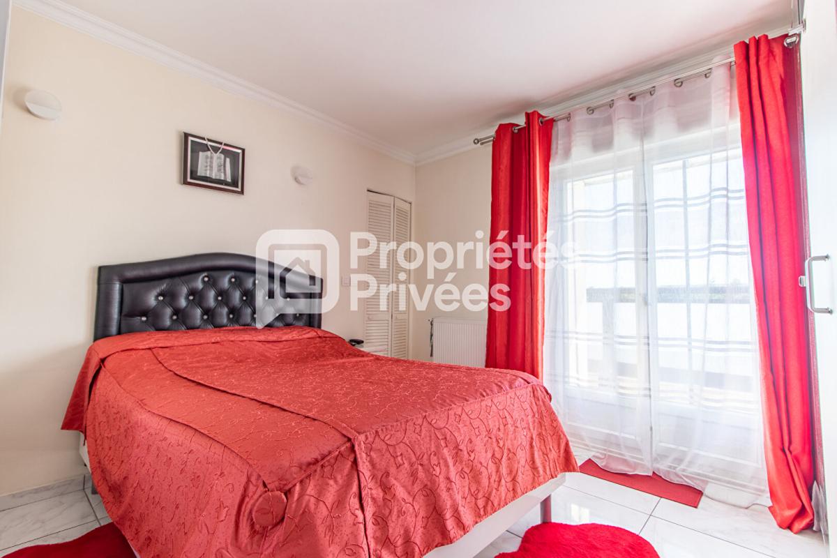 DRANCY DRANCY/AVENIR - 3P État neuf + Annexe aménagée de 25m² 4
