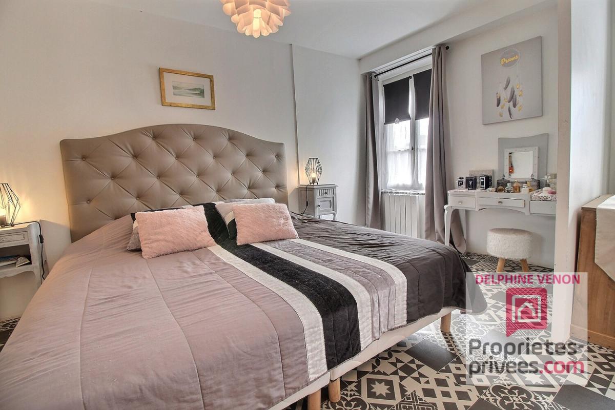 GERMIGNY-DES-PRES Maison avec beaucoup de cachet dans le centre de Germigny Des Prés 7