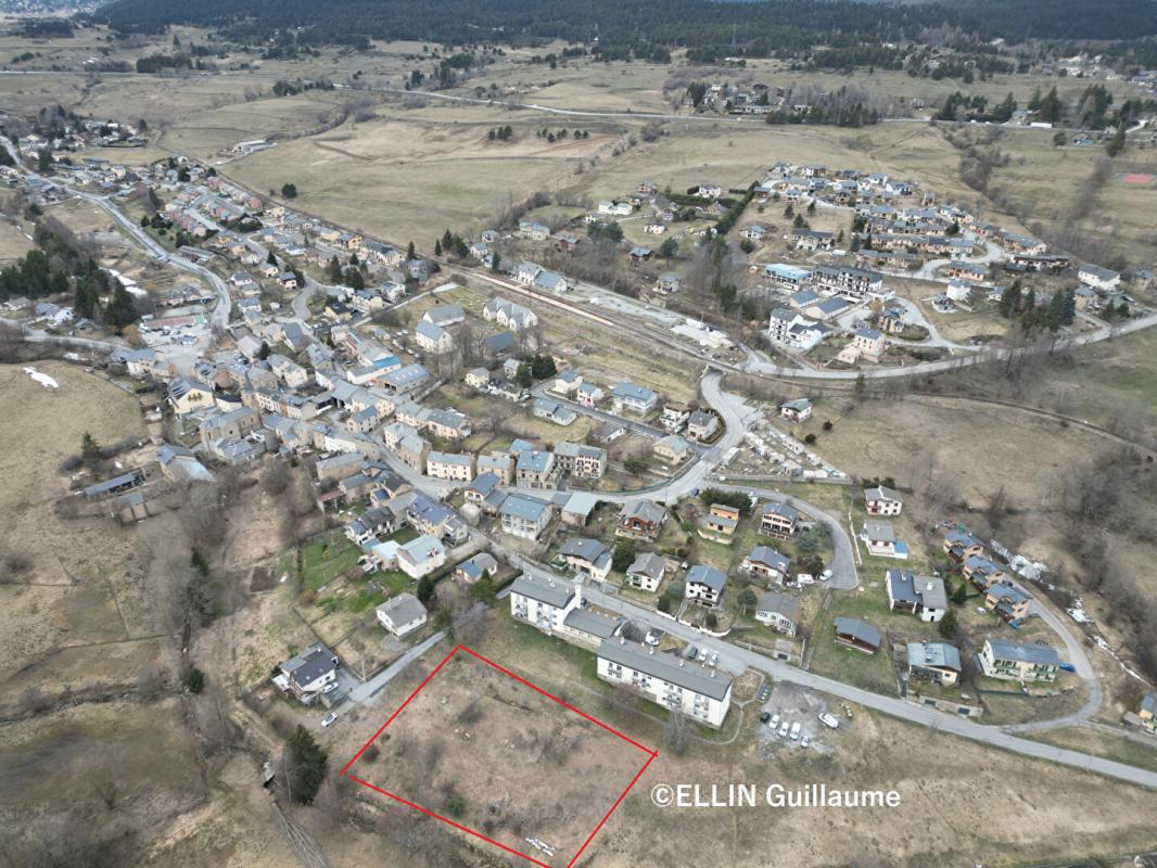 LA CABANASSE Station de ski terrain constructible 336m2 1
