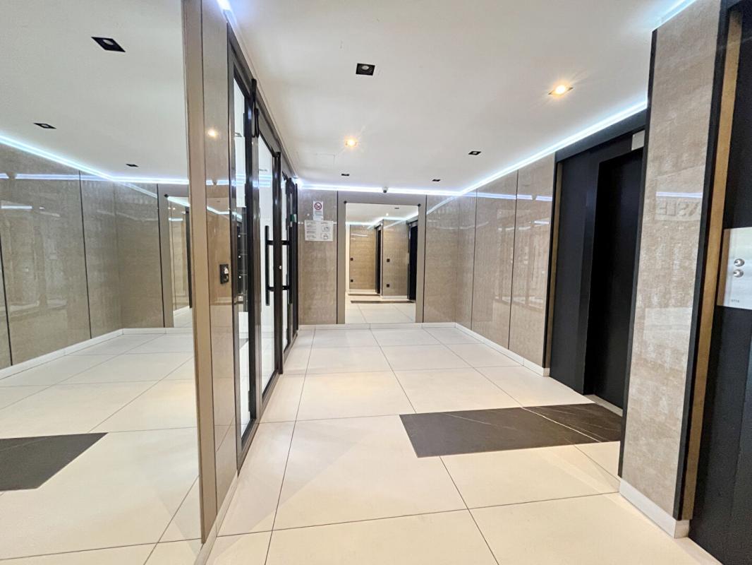 LEVALLOIS-PERRET Appartement 2 chambres avec balcon 70 m2 11